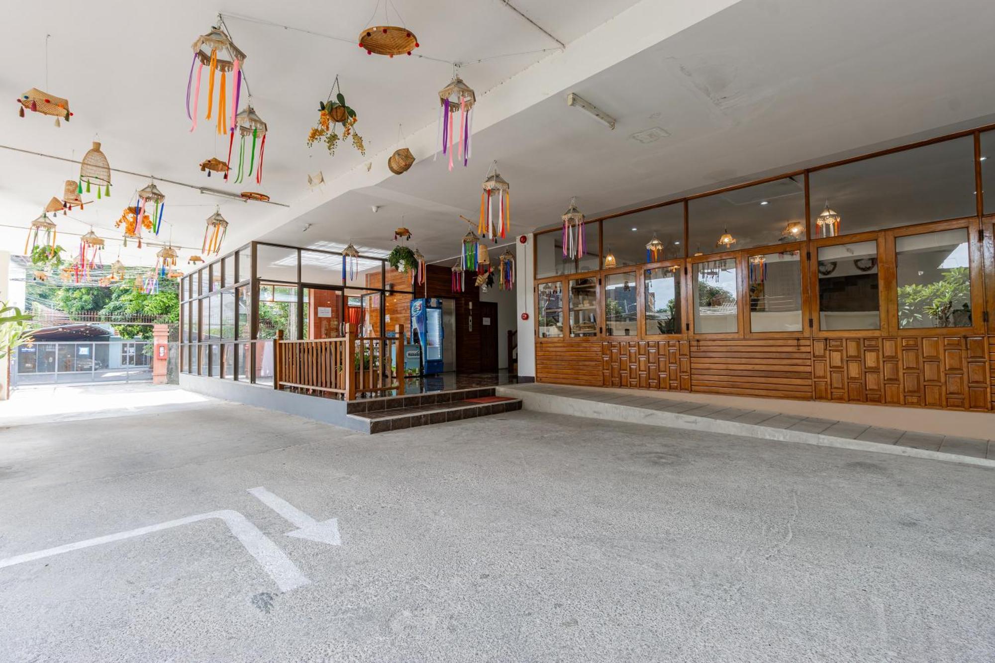 Budget Stars Hotel Chiang Mai Luaran gambar